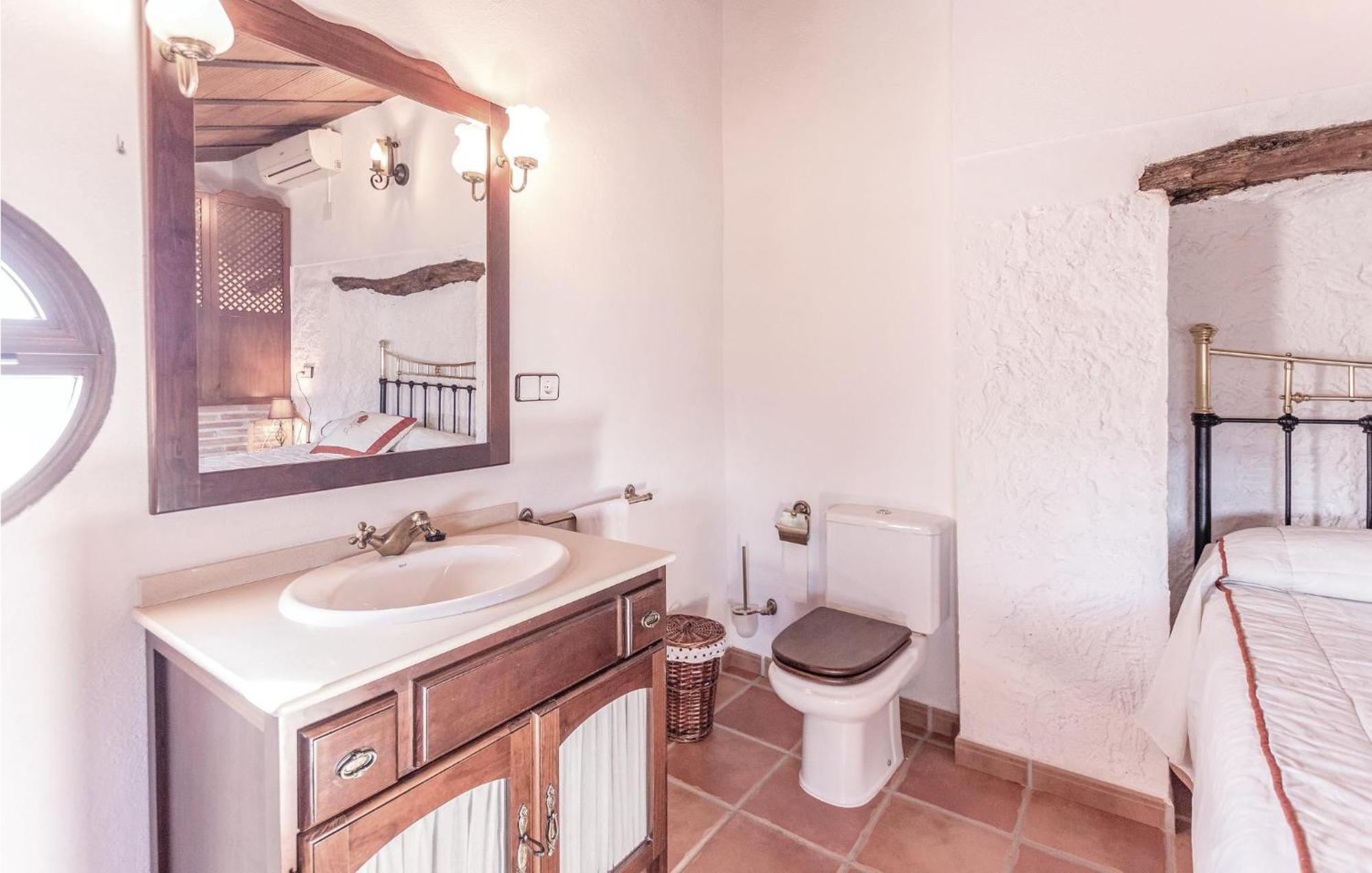 8 Bedroom Lovely Home In Iznájar المظهر الخارجي الصورة
