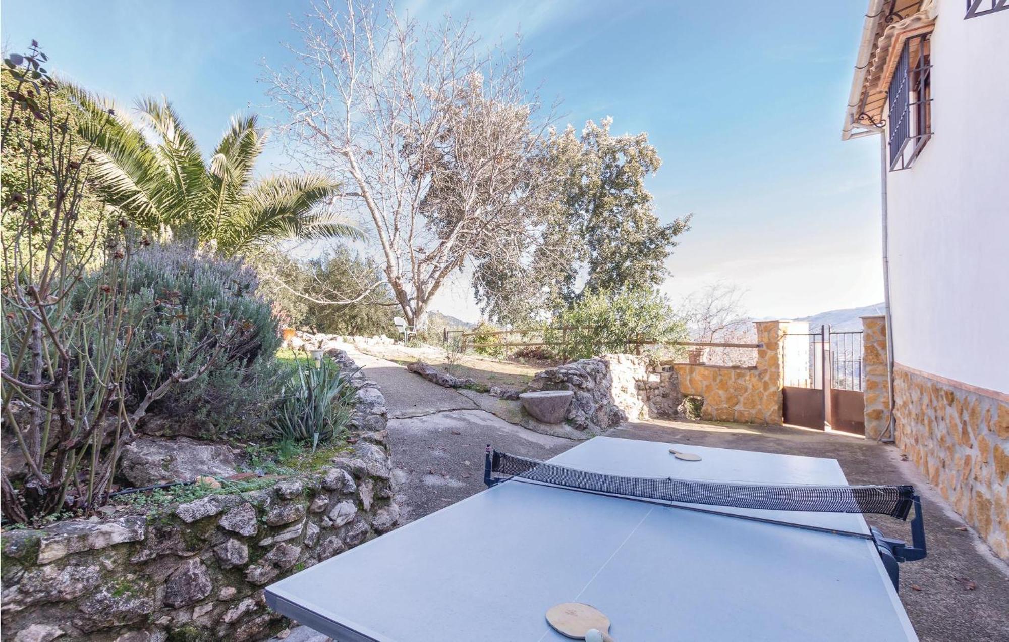 8 Bedroom Lovely Home In Iznájar المظهر الخارجي الصورة